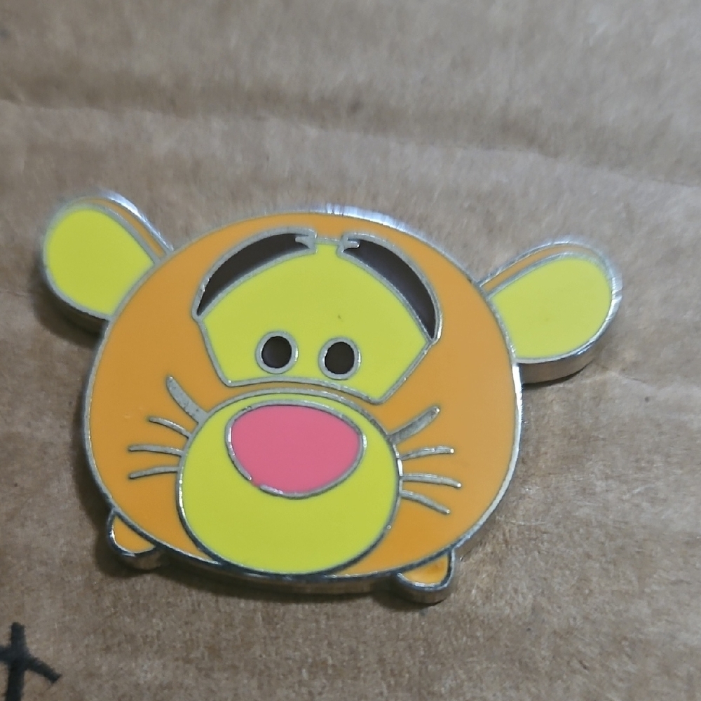 Pin Trading Disney Pin - Tigger Tsum Tsum -‎ Winnie The Pooh